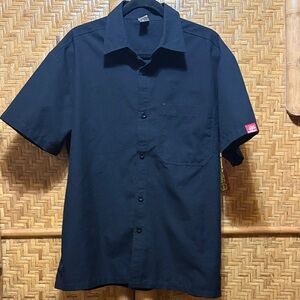 NWT Maui Built Classic Black short sleeve Shirt medium